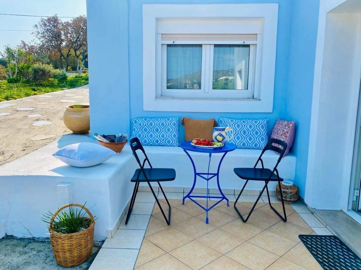 Апартаменты The Blue House Vromolithos Экстерьер фото